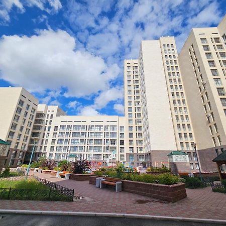 Ernaz Plus Apartments: Promenade Expo Nur-Sultan  Exterior photo